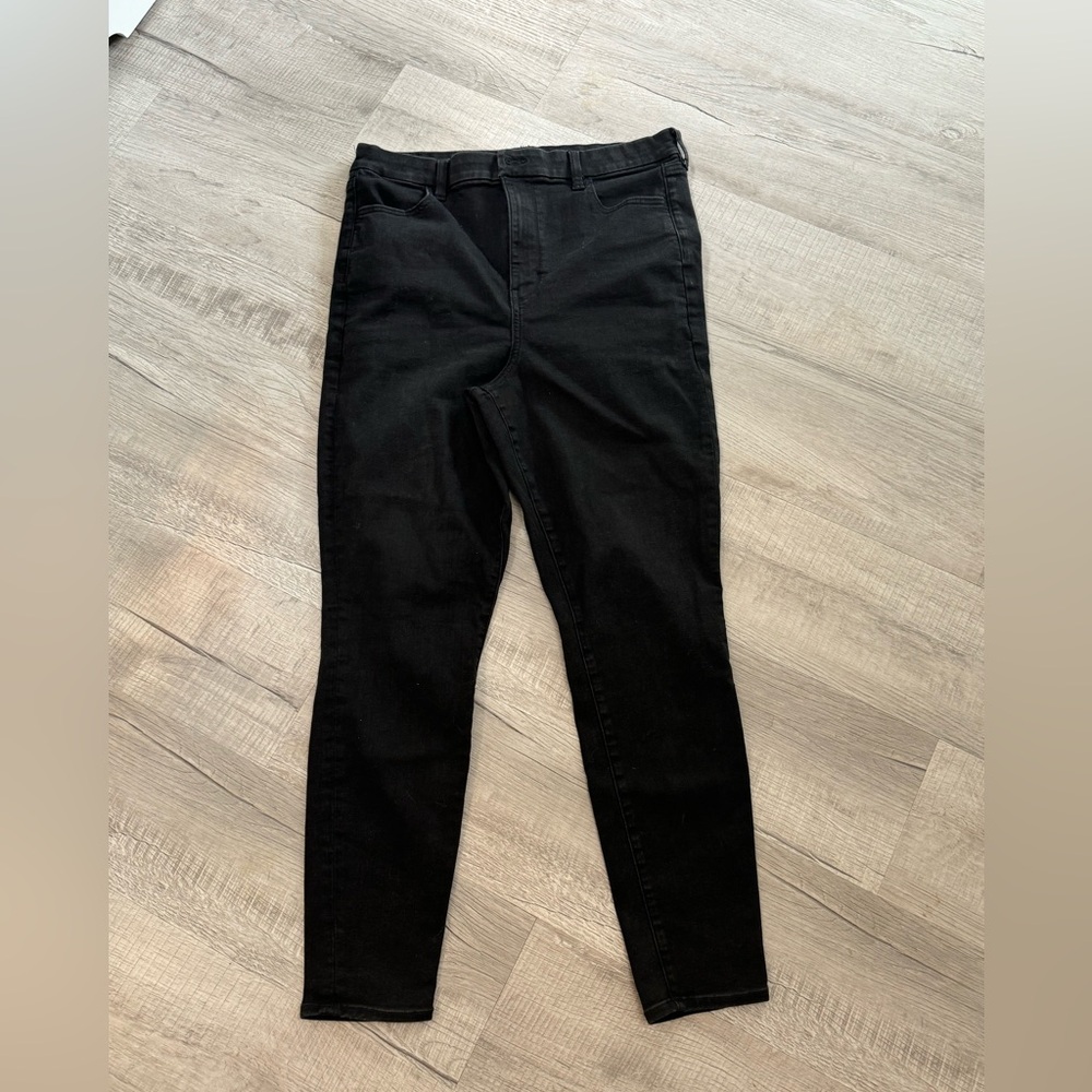 American Eagle Women's High Rise Black Jeans